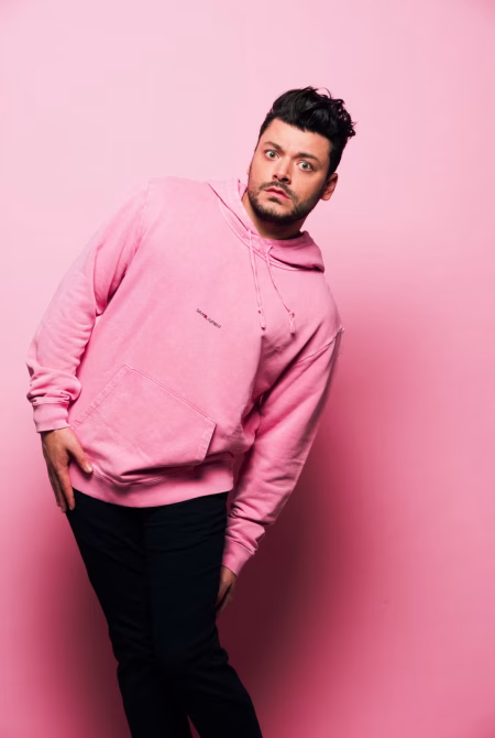 Kev Adams en spectacle à Nantes et en tournée en France