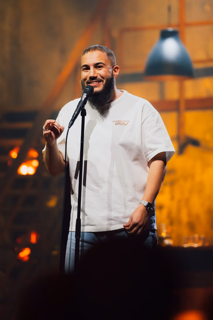 Merwane Benlazar en spectacle à Nantes